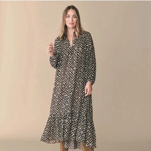 Doen Black and Cream Long Sleeve Dress